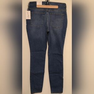 Universal Thread Mid Wash Skinny Jeans
